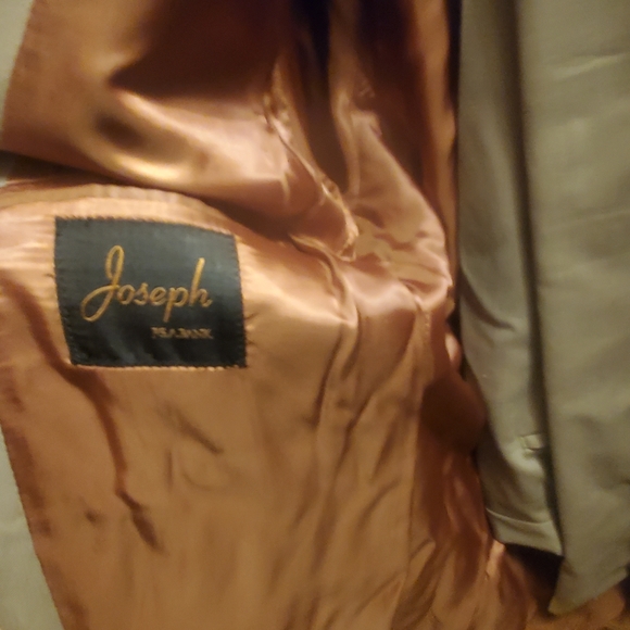 Joseph by Jos. A Banks Tan Suit - Picture 2 of 3